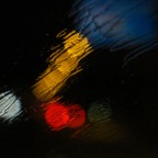 TRAFFICLIGHTS - RAIN - WINDSCREEN